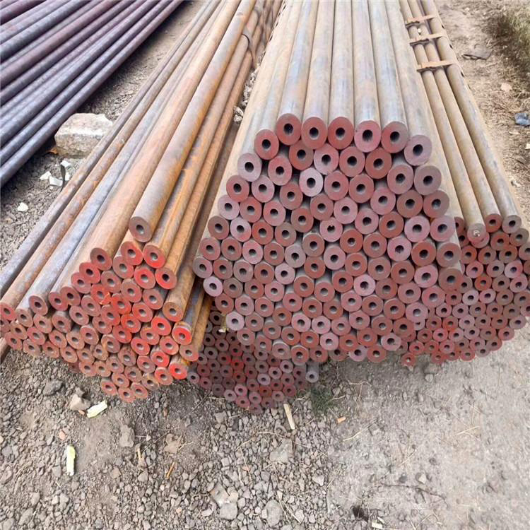 宝钢产流体管 实拍大图